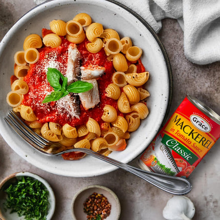 Grace Mackerel in Tomato Sauce (Classic Mackerel in Tomato Sauce 5.5oz - 5 Pack)