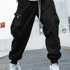 Black / M